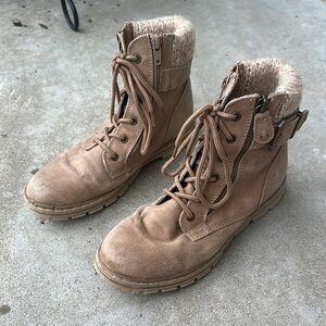 Cliffs women’s tan boots size 6
